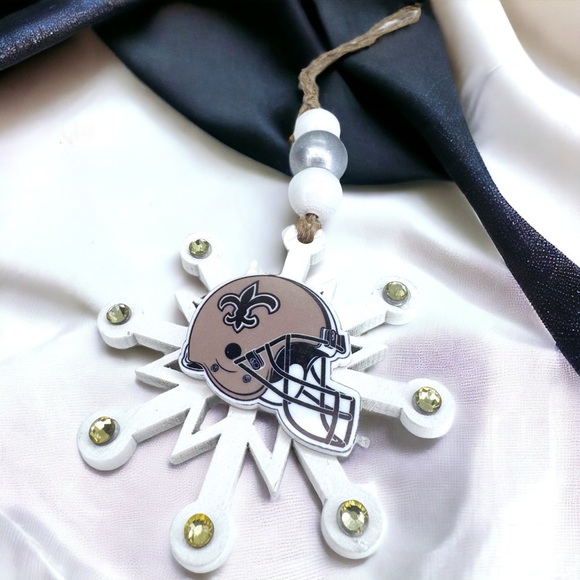 Saintsational Holiday Cheer: Handmade New Orleans Saints Christmas Ornament! - Picture 10 of 15